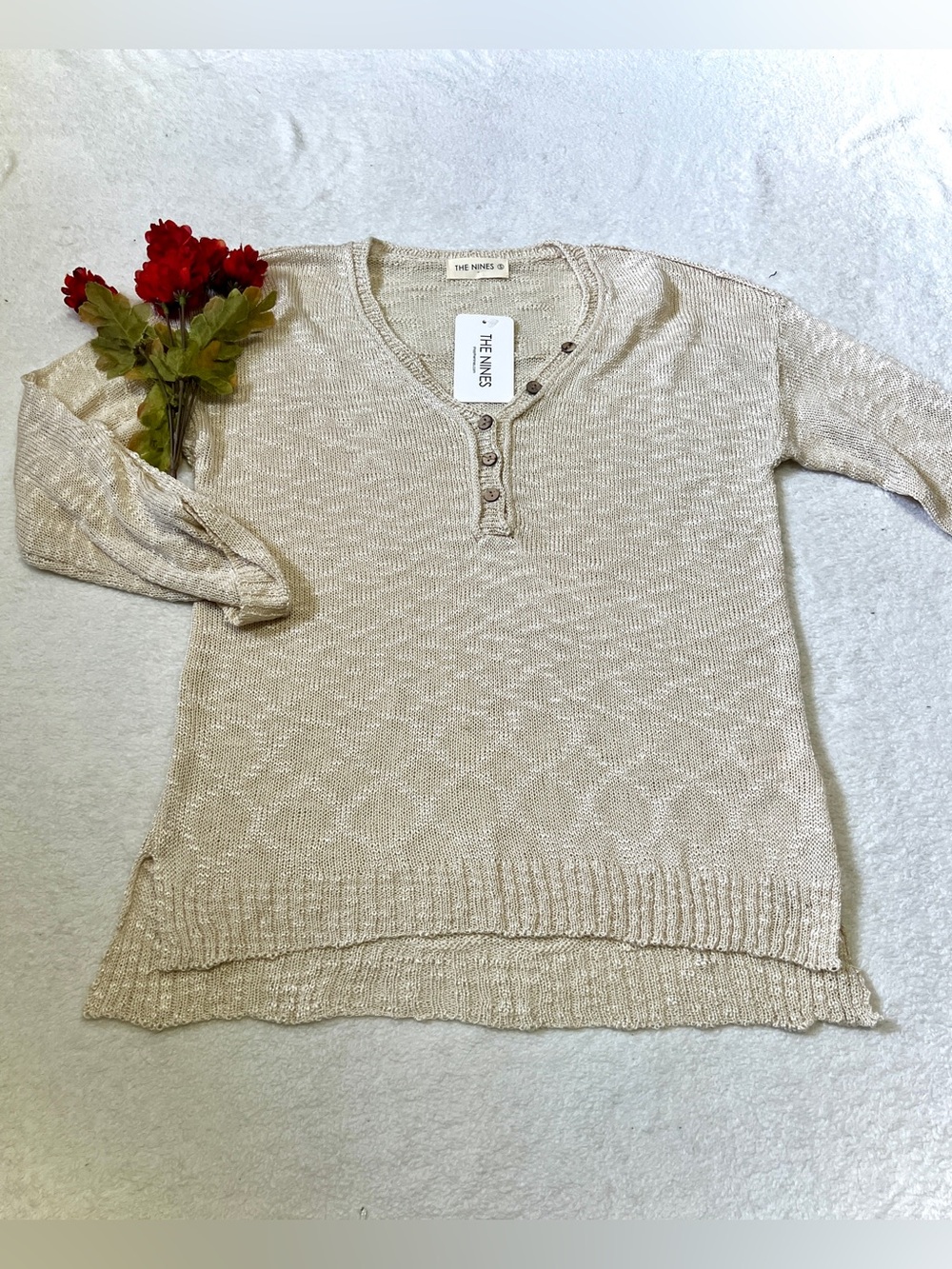 The Nines NWT Cream Knit Button V-Neck Sweater - Small